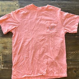 Vineyard Vines Classic Whale Tee in Boys Large.